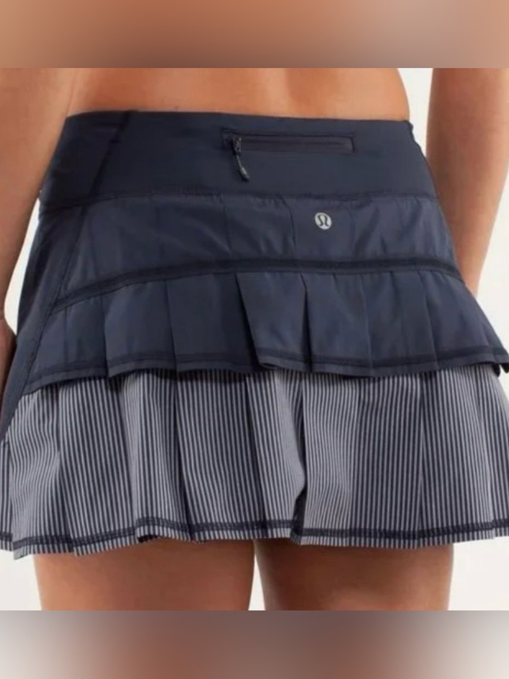 lululemon athletica Pace Setter Skirt- RARE Inkwell, Wagon Stripe, size 6